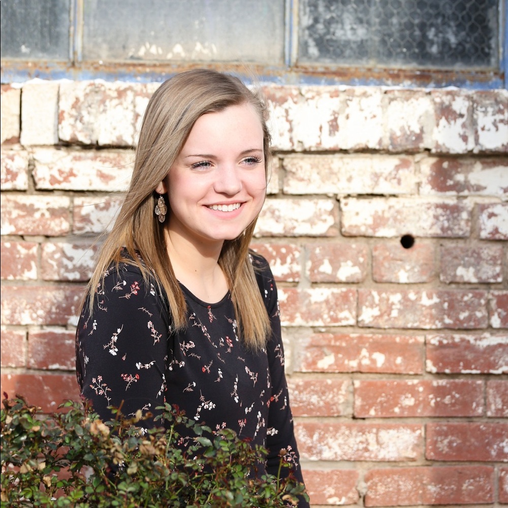 Meet your Posher, Ally